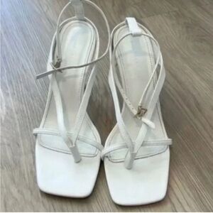 Elegant White Strappy Women's Sandals